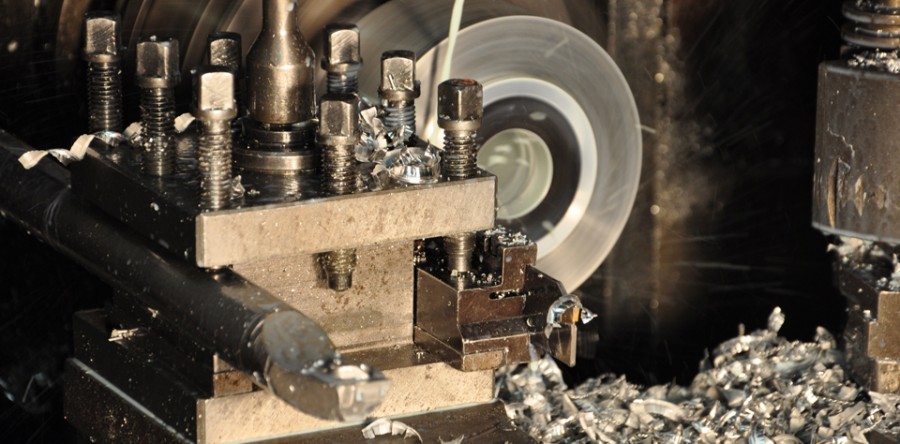 Tournage de l’entretoise ou élargisseur de voie sur mesure